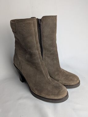 LA CANADIENNE Winter Heel Boots Suede Brown Color Size 7.5 Women Side Zipper